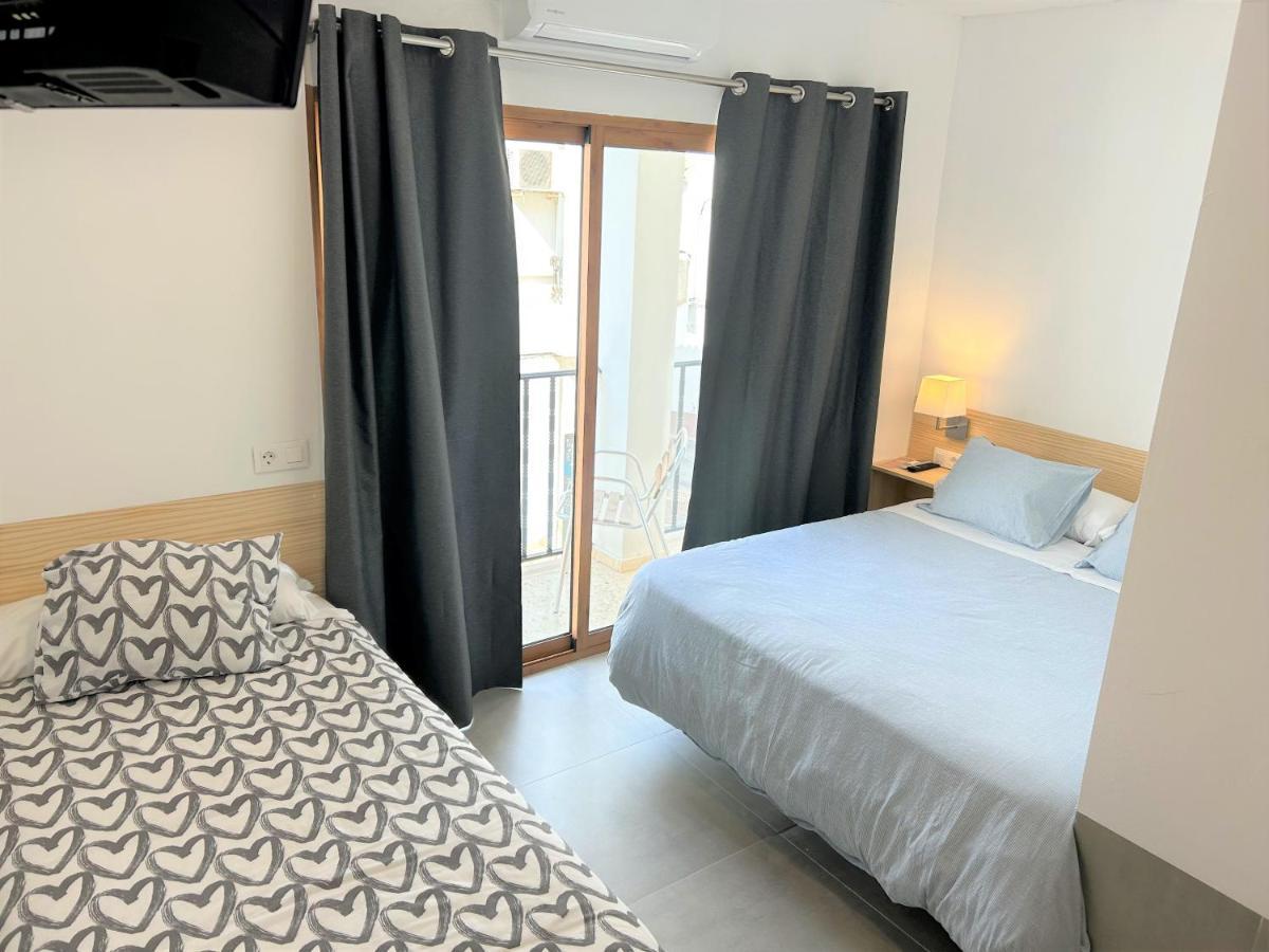 Hostal Fornet אלתיאה מראה חיצוני תמונה