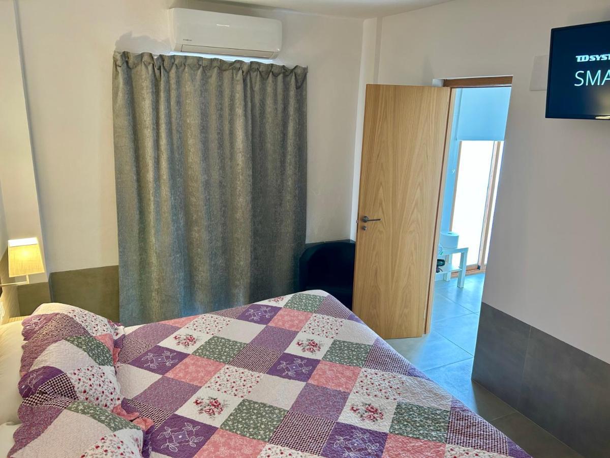 Hostal Fornet אלתיאה מראה חיצוני תמונה